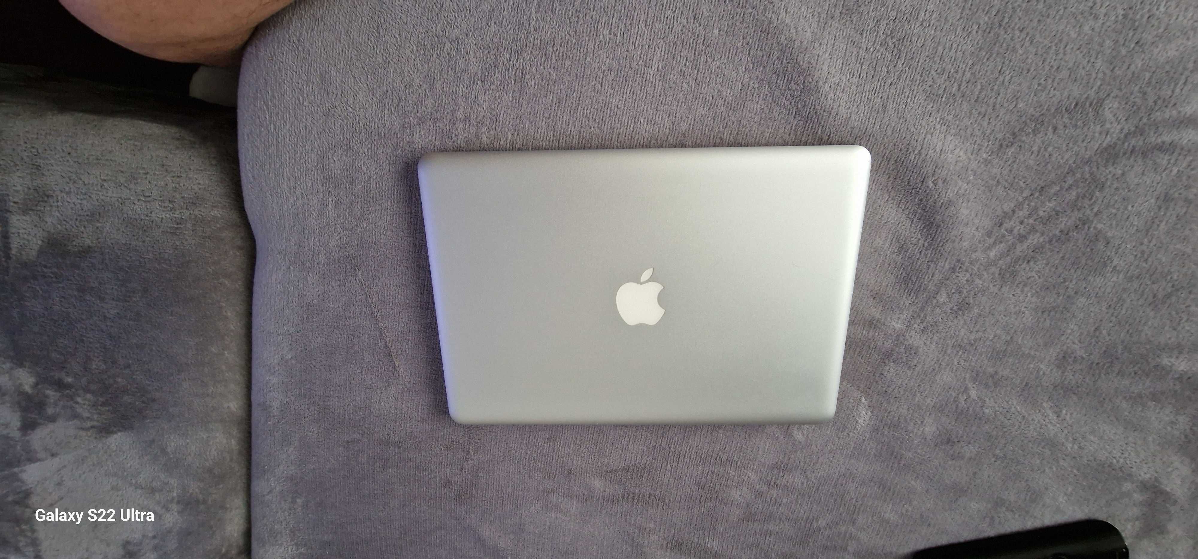 Apple MacBook Late 2008 - pentru piese