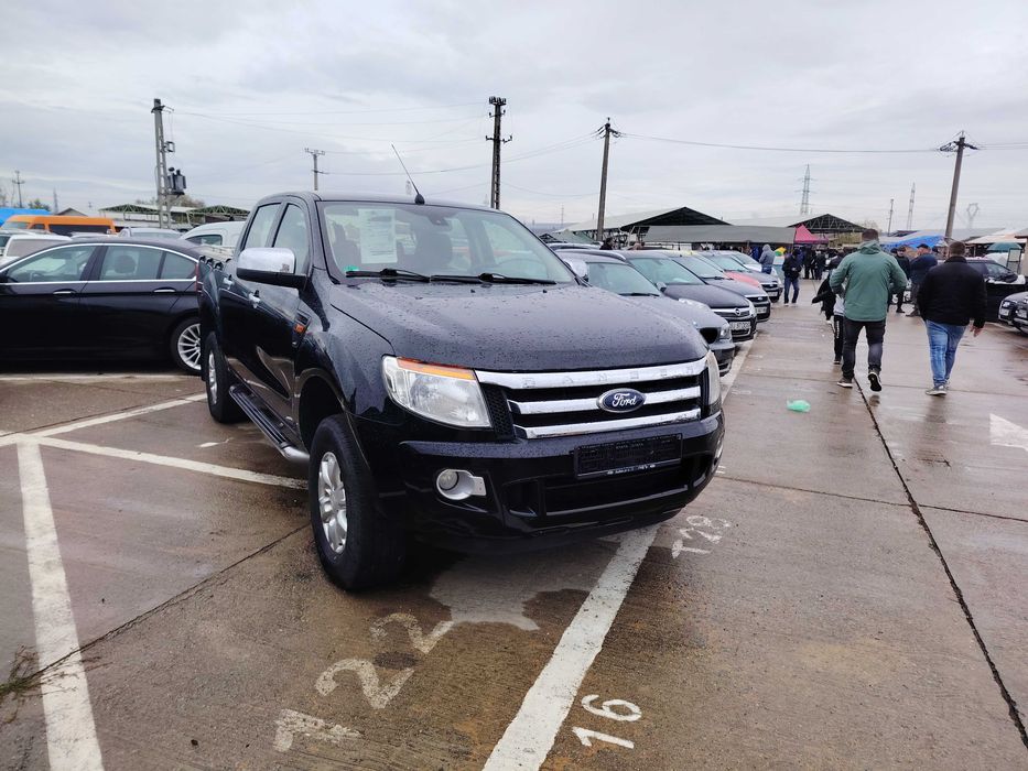 Vând Ford ranger 2. 2 diesel  2012