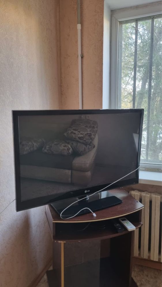 LG OLED 109 Диогональ