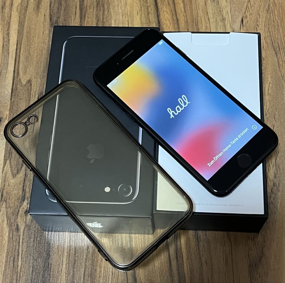 Продавам IPhone 7