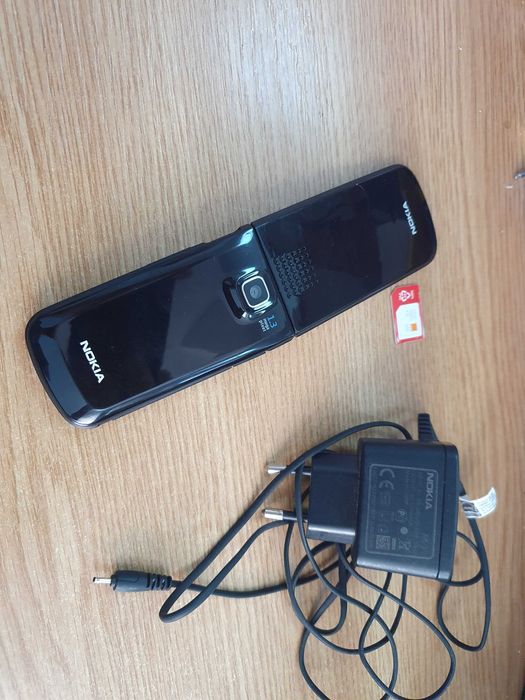 Telefon Nokia 2720 clapeta taste butoane necodat seniori ca nou