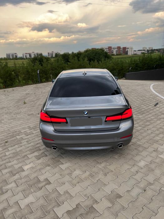 BMW SERIA 5 G30 520 Istoric BMW