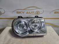 Far dreapta xenon complet Chrysler 300C cod 04805760AG
