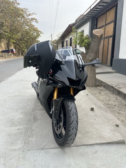 YAMAHA yzf r6  оригинал