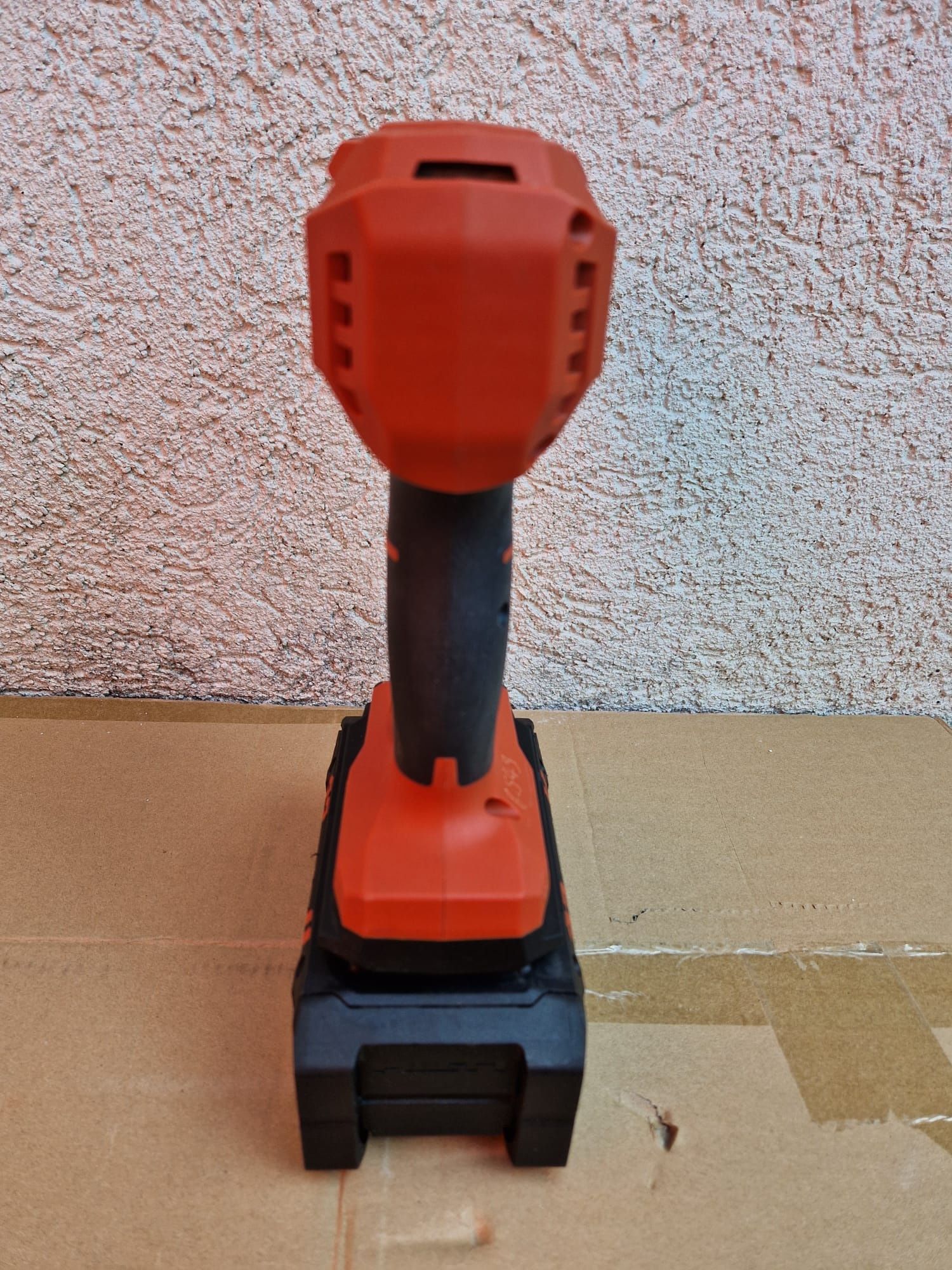 Hilti pistol de impact pe acumulatori