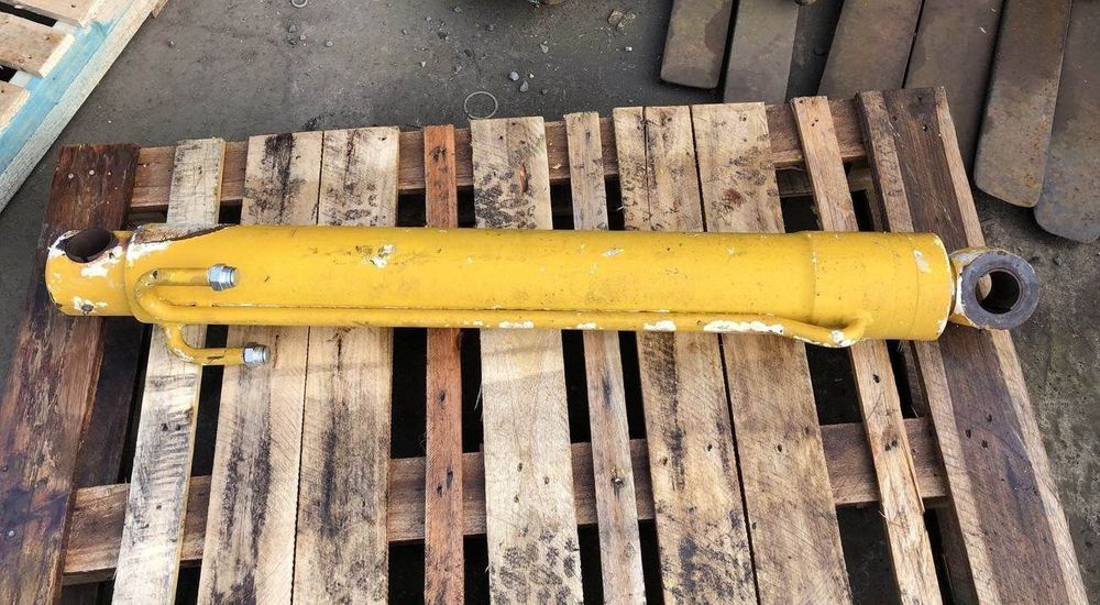 cilindru buldoexcavator jcb 3cx ult-06409