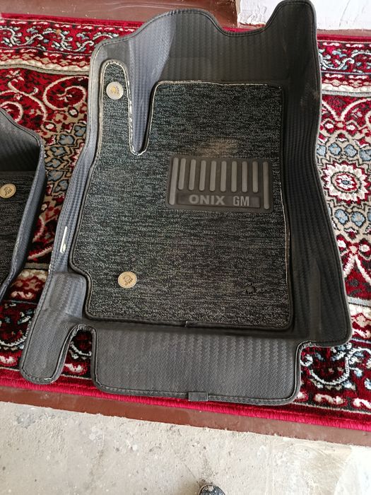 Продаются полики б/у