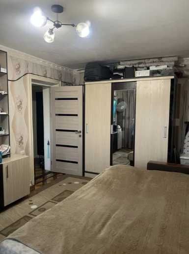 Срочно продаеться 1комнатная квартира в Яшнабадском районе 1/4/5(МА)