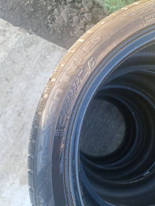Anvelope iarna Nokian Snowproof R18 doua dimensiuni