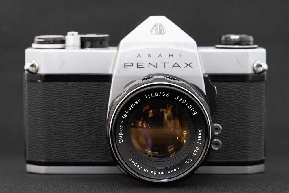Aparat SLR film Pentax SP500 cu Super Takumar 55 1.8