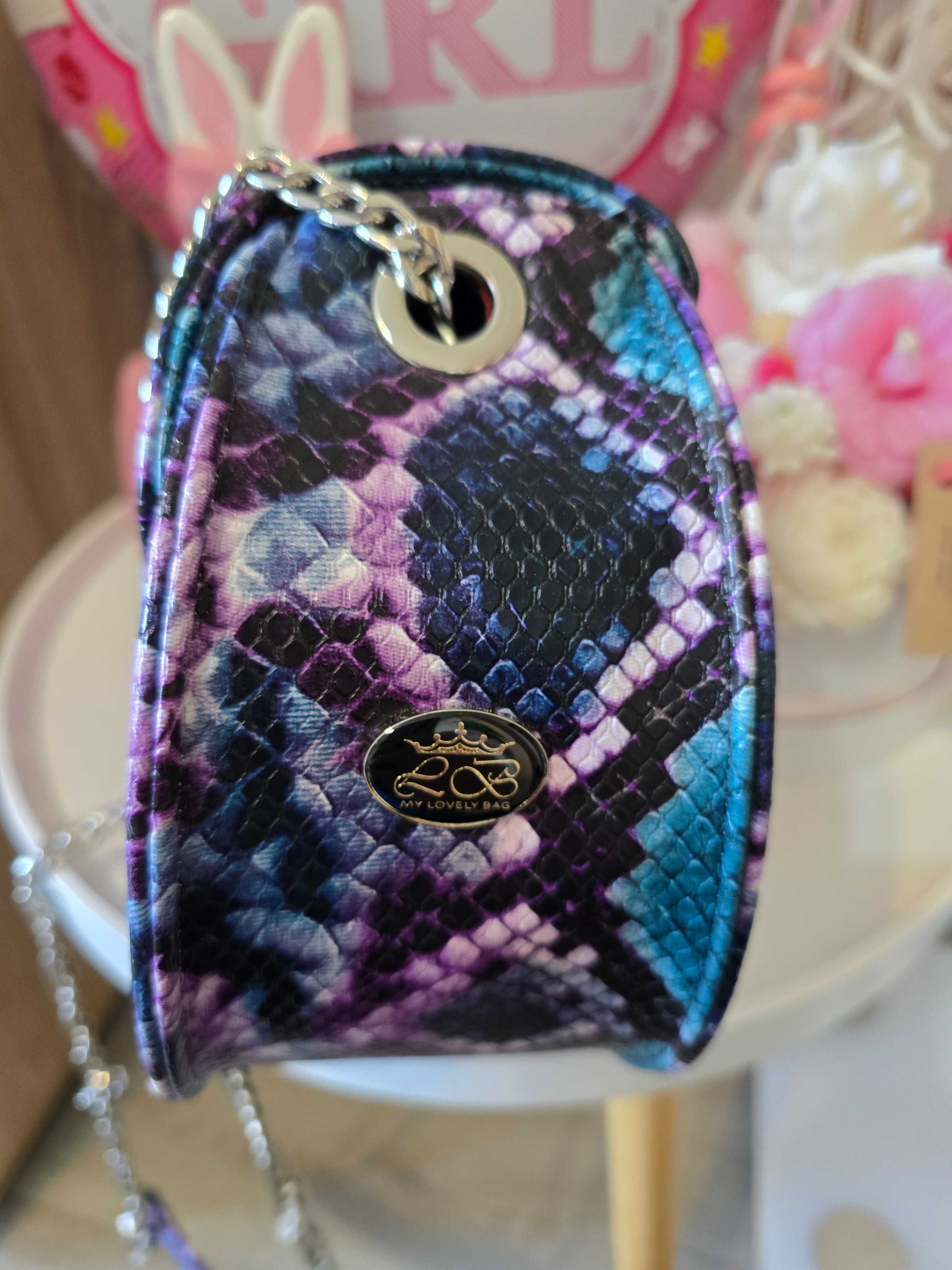 Чанта в змийски принт Lovely bag