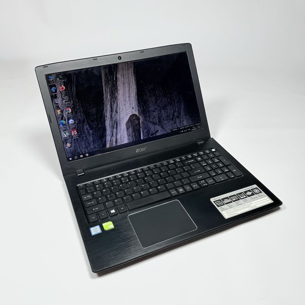 Acer Aspire E5-575G/i5-7200U/NVIDIA GeForce 940MX/8GB DDR4/256GB SSD
