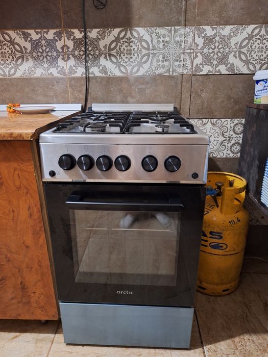 Aragaz cu aprinderea electrică