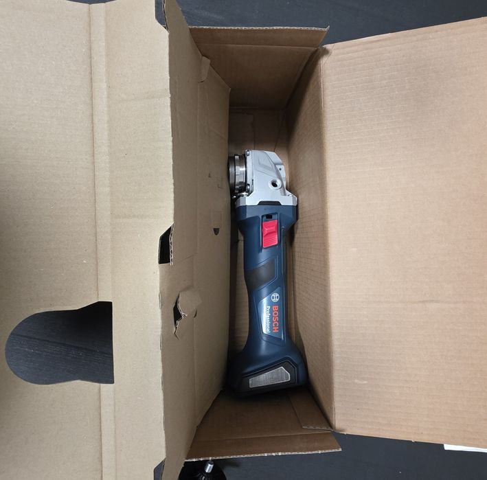 Polizor unghiular fara fir Bosch GWX 18V-7 XLOCK,NOU!