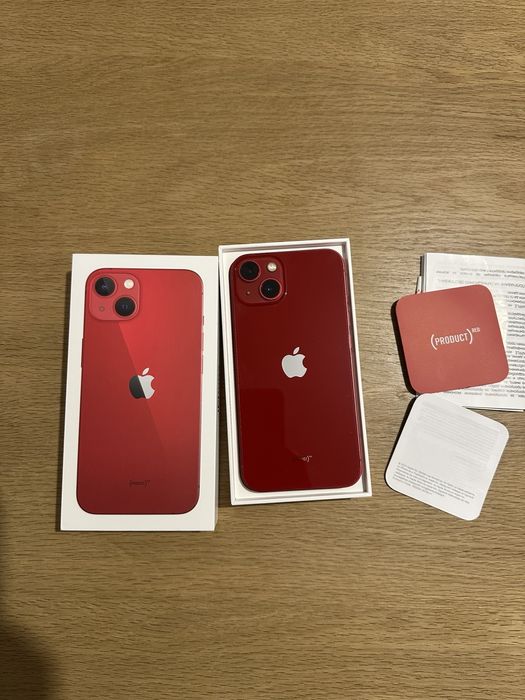Продавам Iphone 13 red