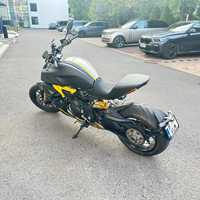 Ducati Diavel Pretul include TVA.