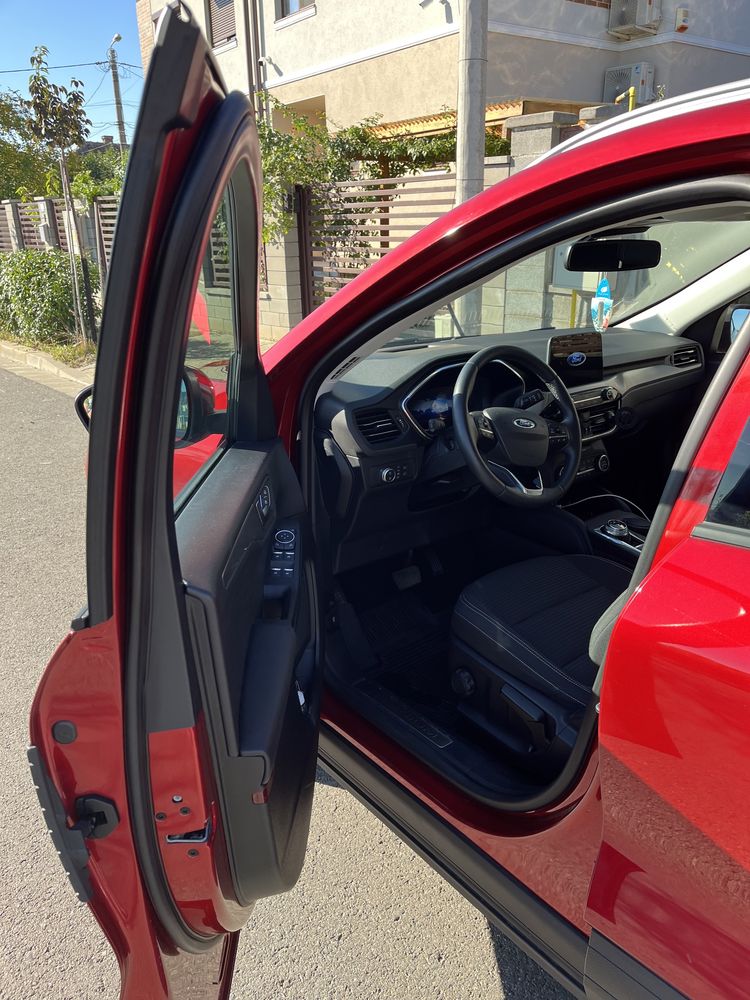 Ford Kuga 2021 hibrid FHev