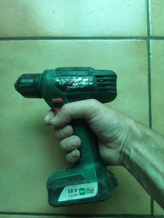 Bosch Easydrill 12
