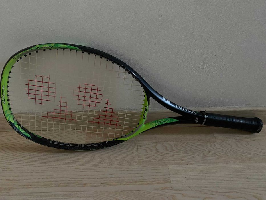 Yonex ezone 26, 250 grame