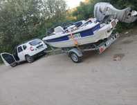 Barca cu motor 50cp