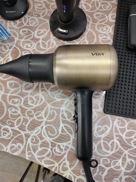 Инструменты для парикмахера