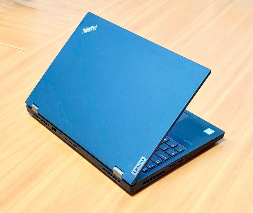 15.6"FHD IPS/W-10855M/64GB RAM/RTX 5000-16GB/512GB/Lnv ThinkPad P15