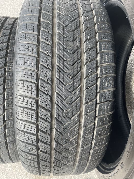 Продавам 4 бр. зимни гуми Gripmax 225/40 R19