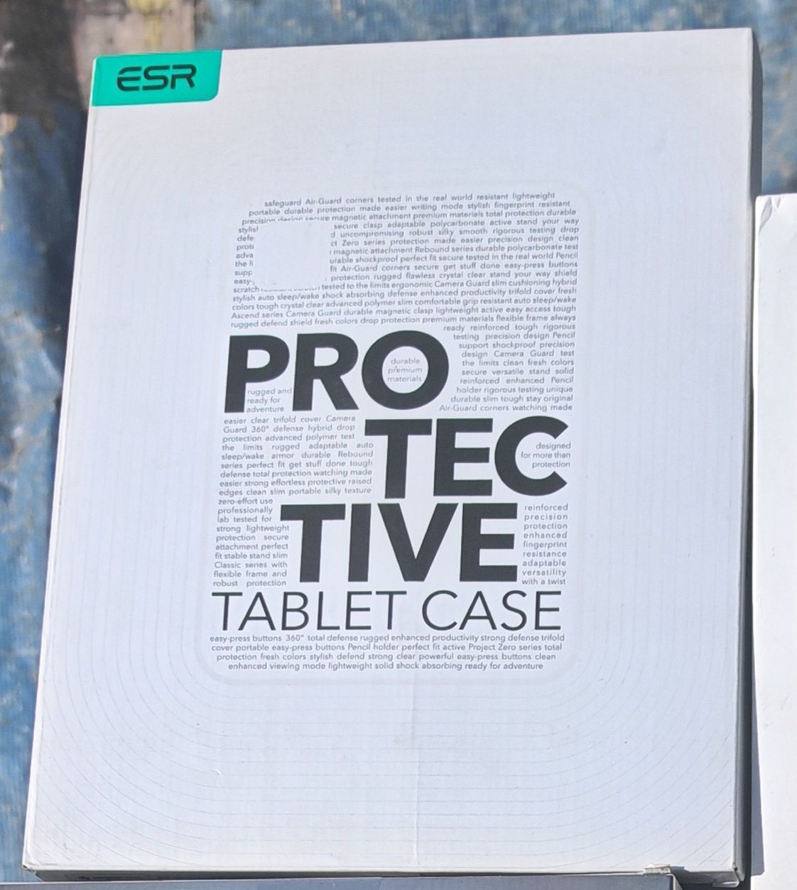 ESR iPad pro 11" M4 2024 магнитна приставка сгъваем на стойка