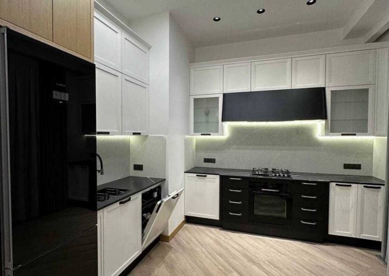 Сдается 2х ком квартира, ЖК Инфинити, ор-р: кафе Эфенди, 66 м²