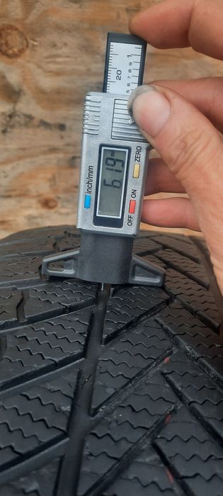 2 броя всесезонни гуми 255 55 18 дот20 без забележки