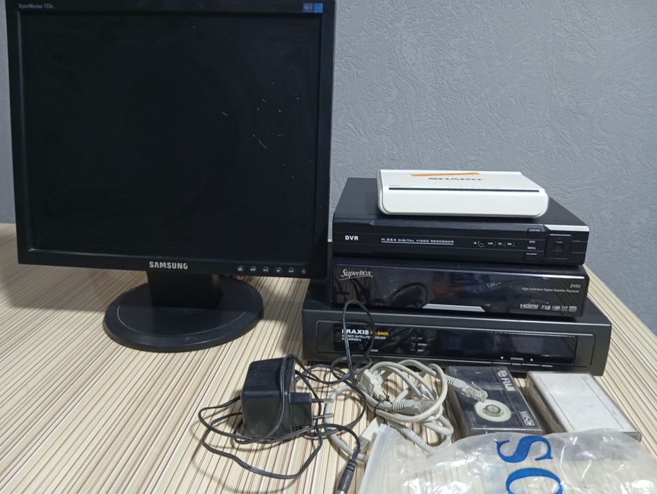 Dvr приставка wi fi роутер тюнера монитор всё вместе