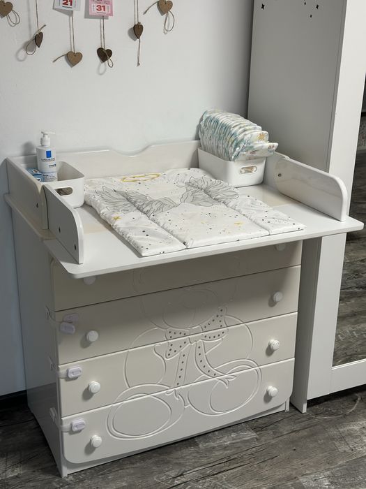 Пеленальный стол-комод