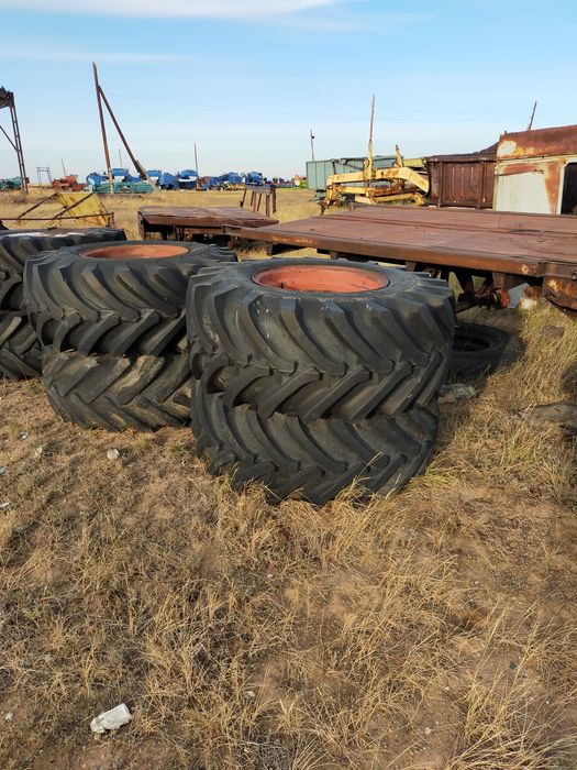 Продам резину на Енисей 1200