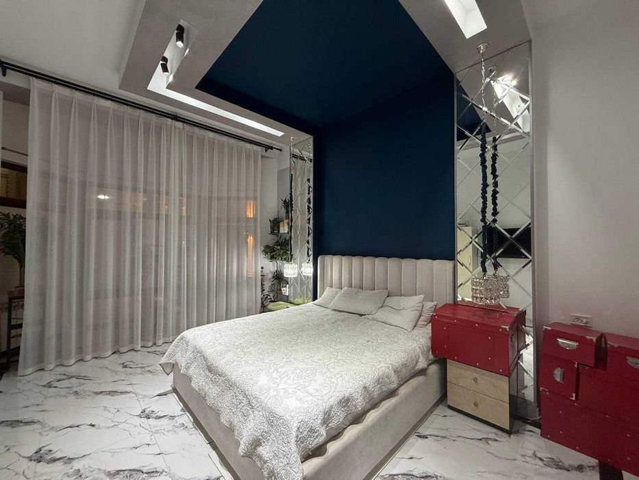 Продаётся дом в центре города с развитой инфраструктурой 2 сотки