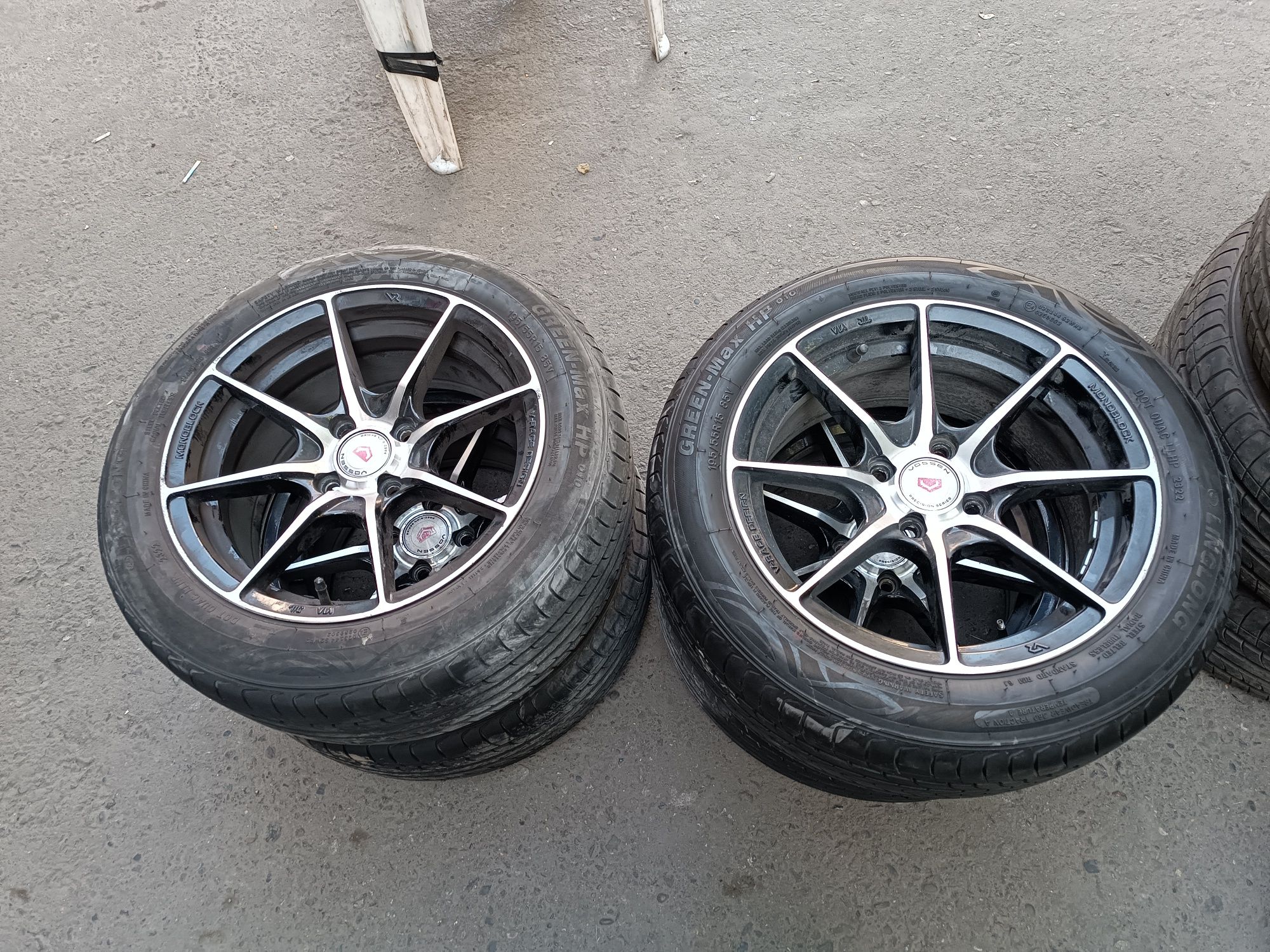 Vossen R 15 diska balon b/u xolati yaxwi aybi yoq