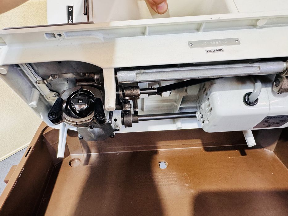 Masina de cusut Privileg piese si structura metalica