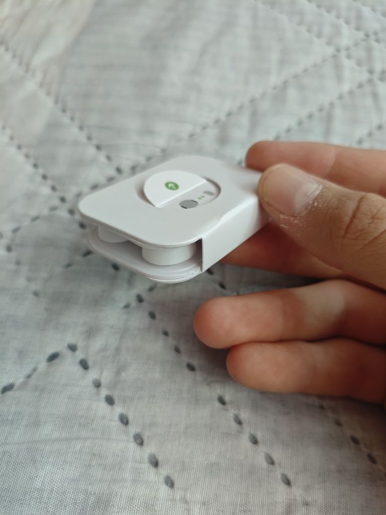 AirPods Pro 2-пълен комплект + AppleCare+ до ноември 2025