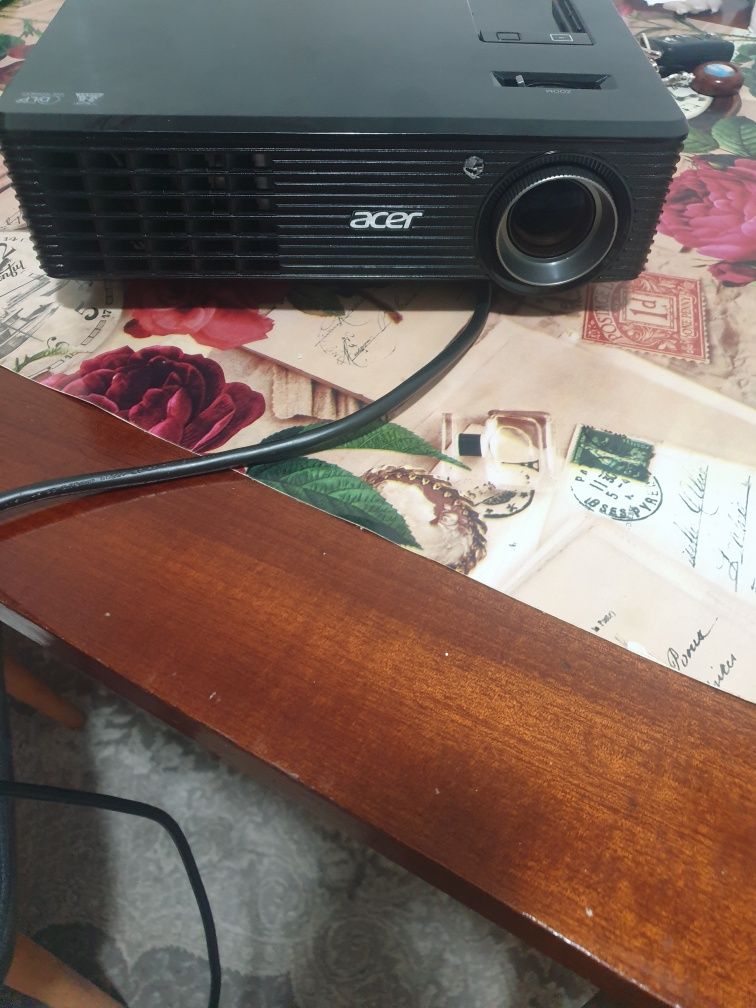 Videoproiector  acer cu lampa de vanzare