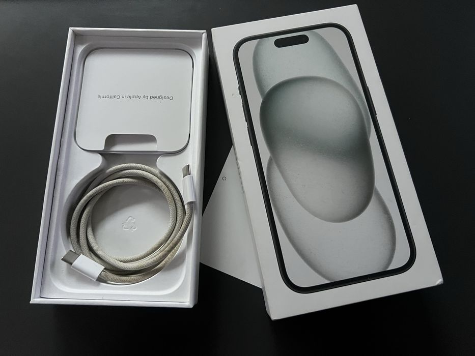Продавам Apple iPhone 15 128GB