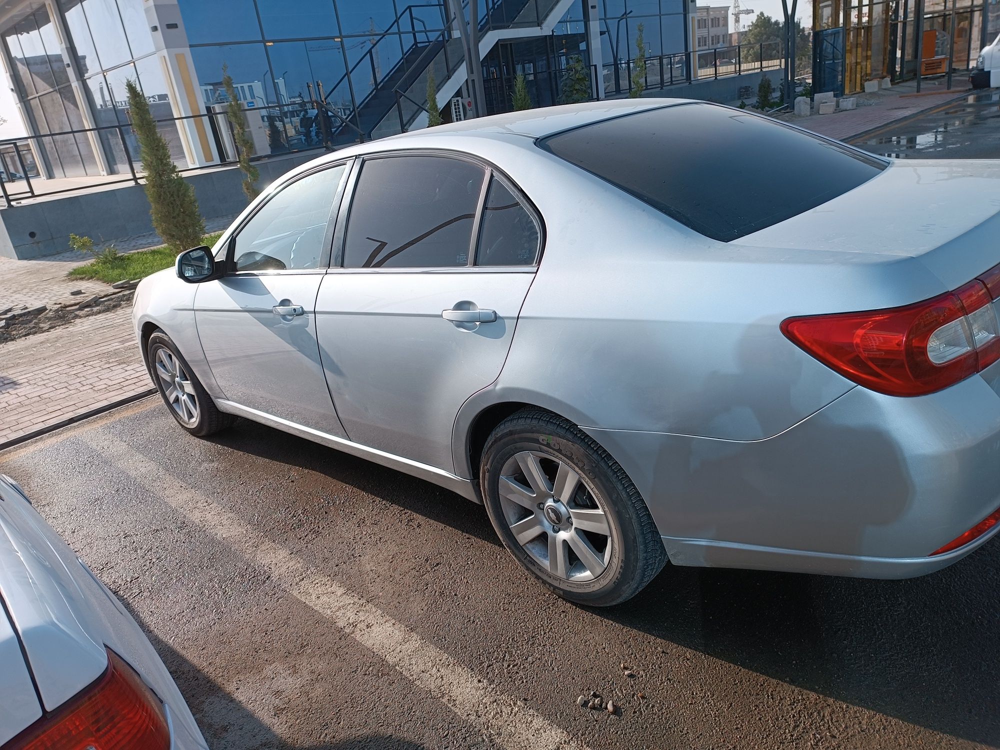 Chevrolet epica 2011-yil 1-pozitsiya sotiladi