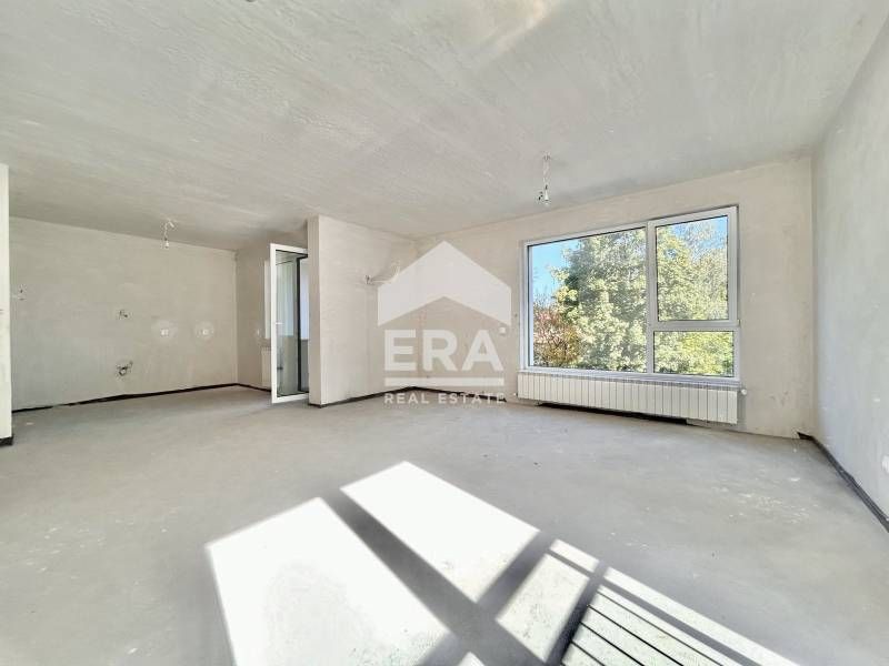 Продава се Четиристаен апартамент в София, Бояна - 169 кв.м за 2010 €/кв.м - Снимка #1