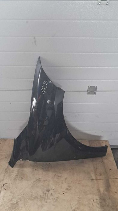 aripa dreapta fata Renault Megane 3 1.5 dci  an 2011 cod 631000009R