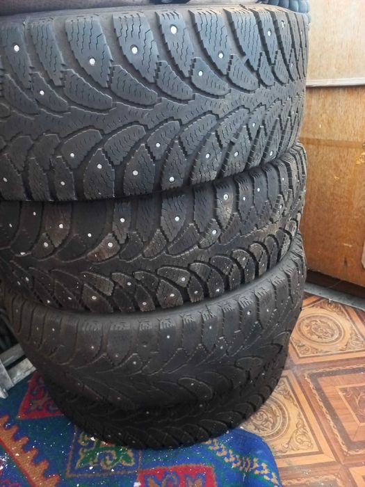Продам шины зимние б/у