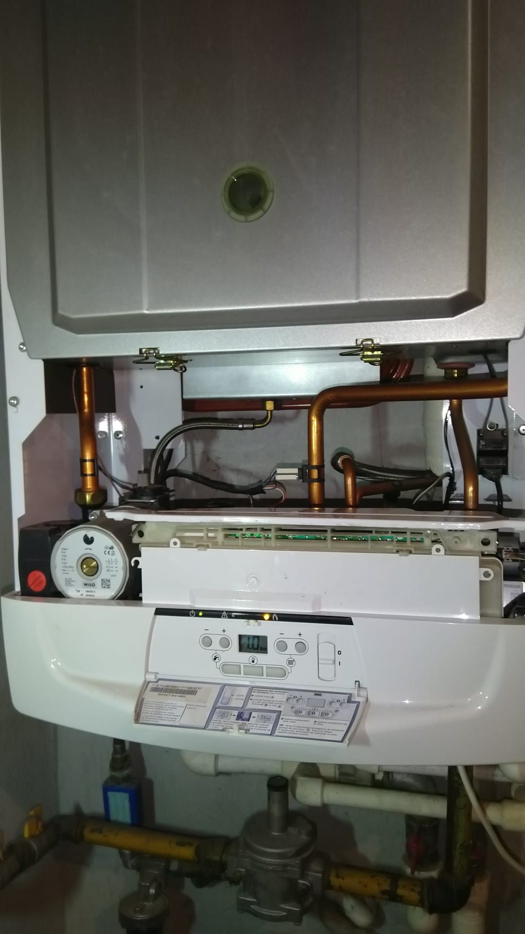 Servis Montaj centrale termice și  reparatii placi electronice
