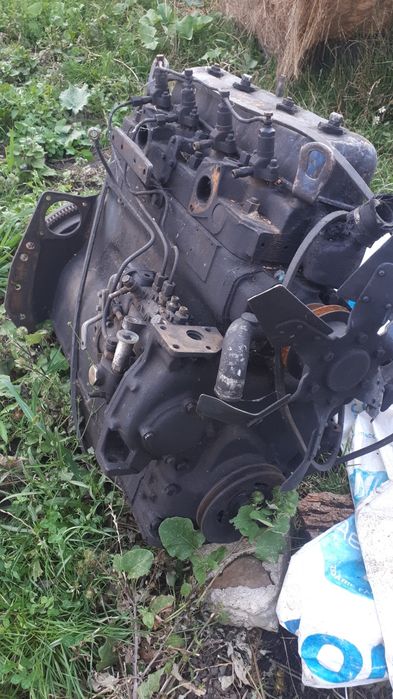 Motor tractor  u 650 utb piese