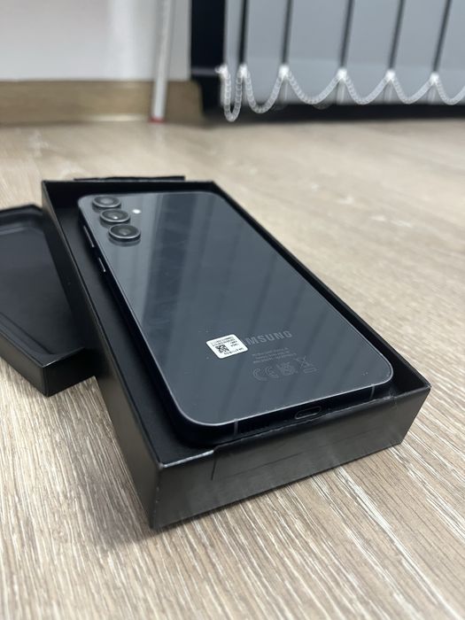 Samsung Galaxy S23 FE – Impecabil! Full Box + folie originală pe spate