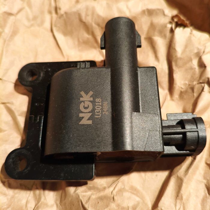 Запалителна бобина NGK 48280 за автомобили Тойота