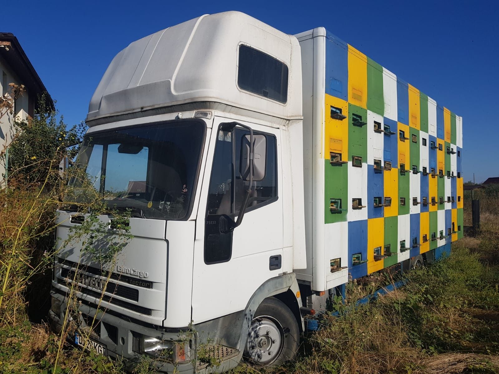 Camion apicol iveco