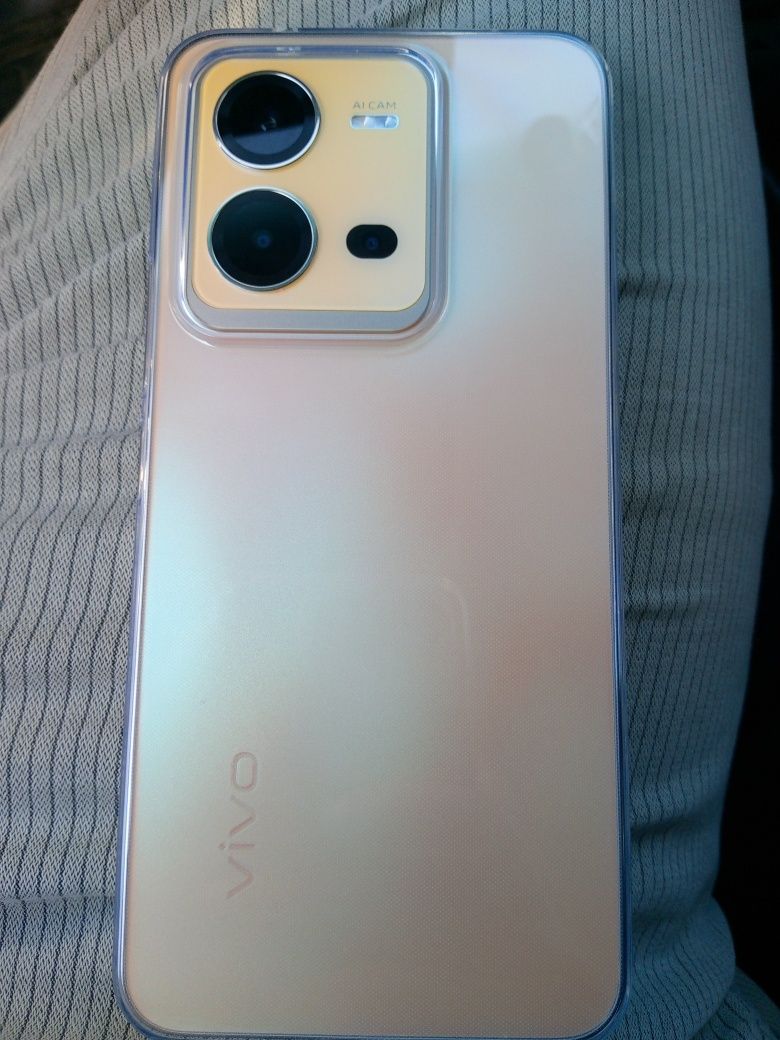 Vivo 25E 8/128 xolat yangi