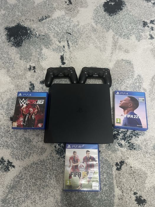 Playstation4+2manete+5 jocuri cu fc24 instalat